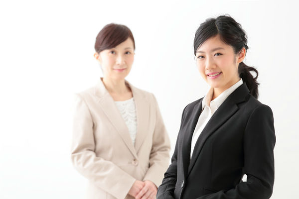 かっこいい女性行員はココが違う!