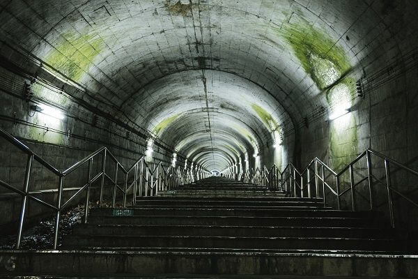 秘境,駅