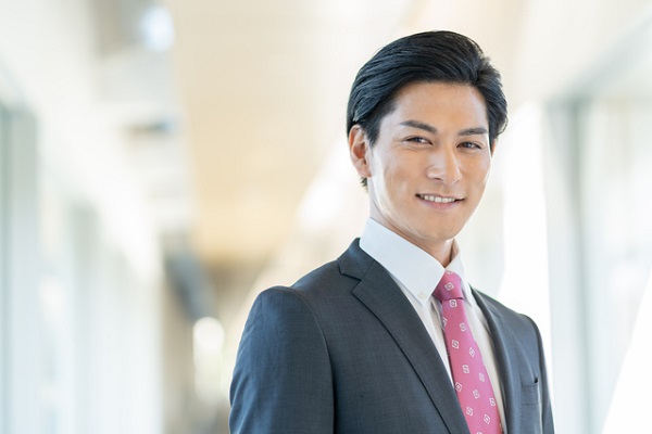男性