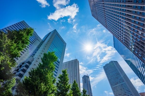 加する合同会社のメリットとは?株式会社や個人事業主との違いを解説