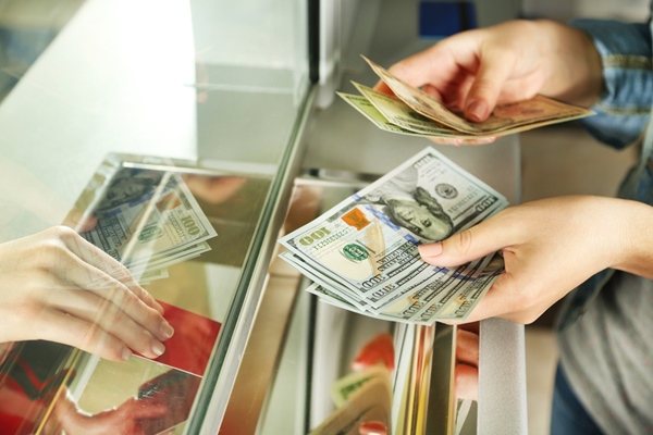 外貨両替サービス,国内