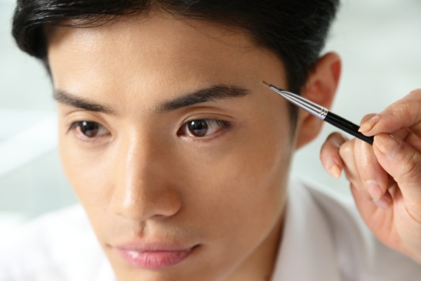 就活メイク,男子,メンズメイク