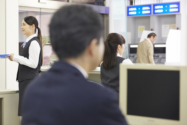 銀行